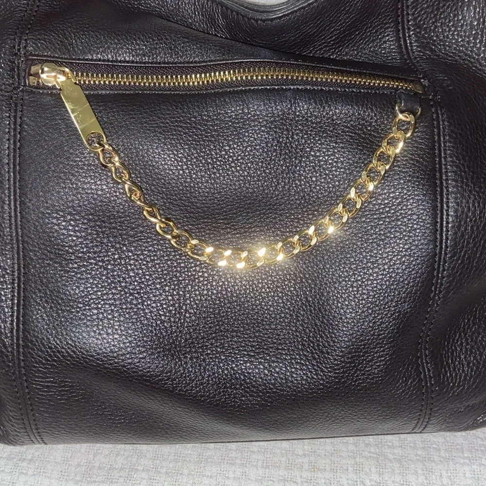 Like new Vince Camuto Zoe pebbled leather Split Hobo bag_3